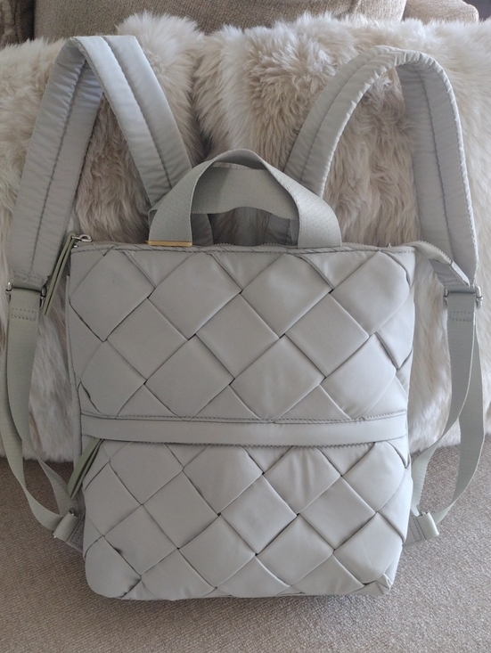 House Of Harlow Quilted Light Gray Women’s Backpack main image 13